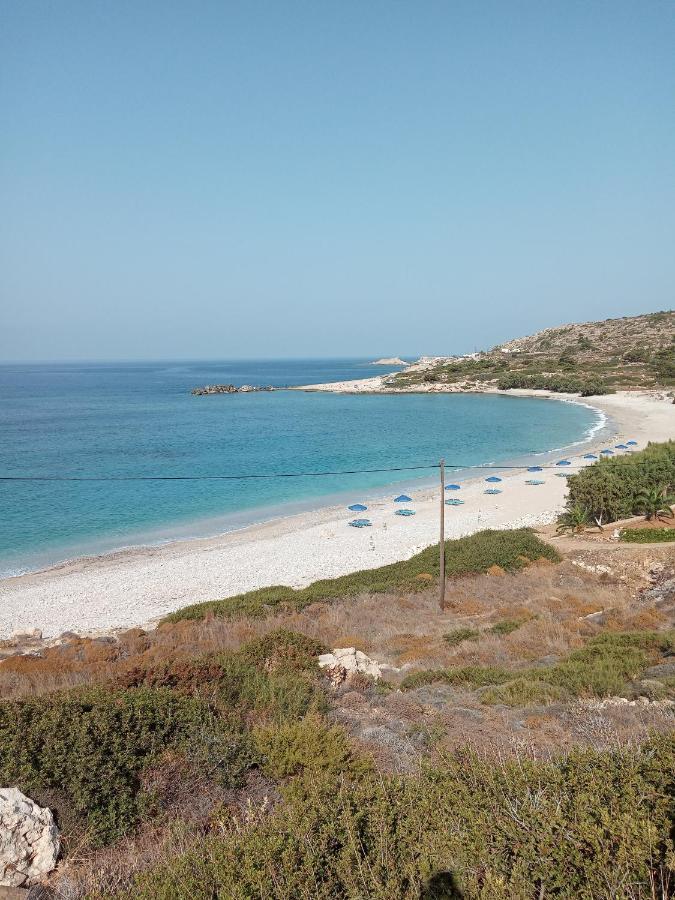 Albatros Studios & Apartments Lefkos  Luaran gambar