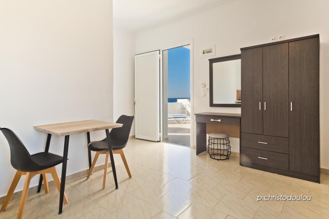 Albatros Studios & Apartments Lefkos  Luaran gambar